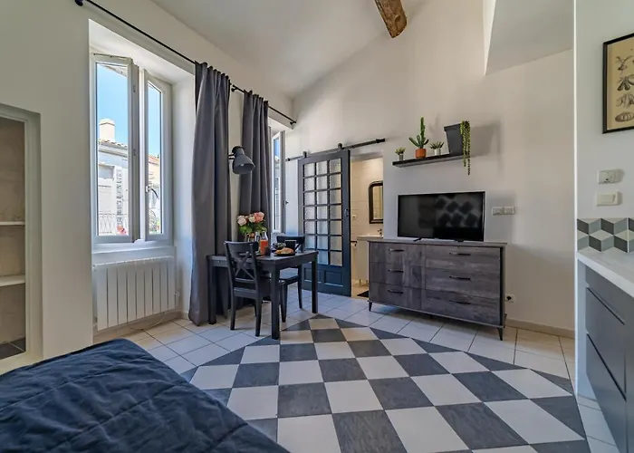 Les Temps Modernes - Nuit A *